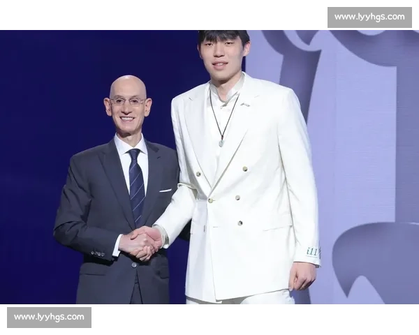 杨瀚森 16 号战袍亮相!NBA 新征程开启,揭秘号码背后的多重深意 杨瀚森 16 号战袍亮相!NBA 新征程开启,揭秘号码背后的多重深意