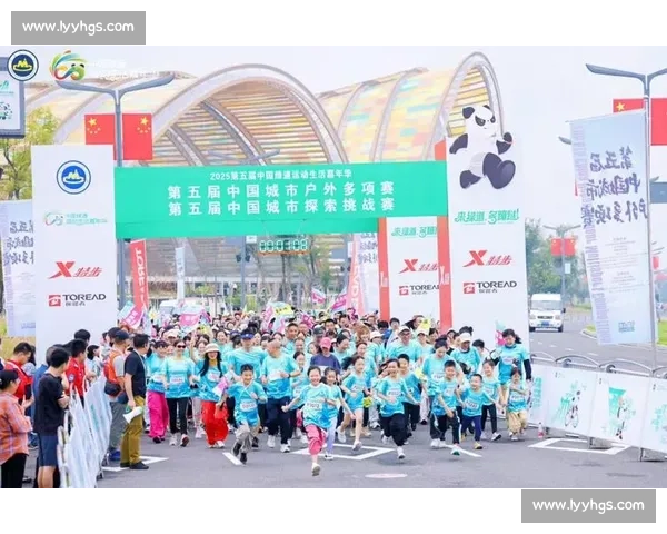 2025 成都绿道国际自行车赛燃动蓉城 千骑竞逐世运练兵场